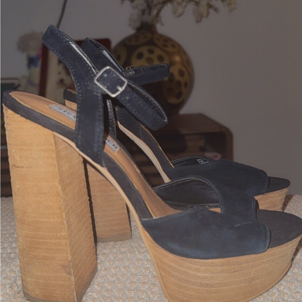 Steve Madden Chunky Heel Sandals